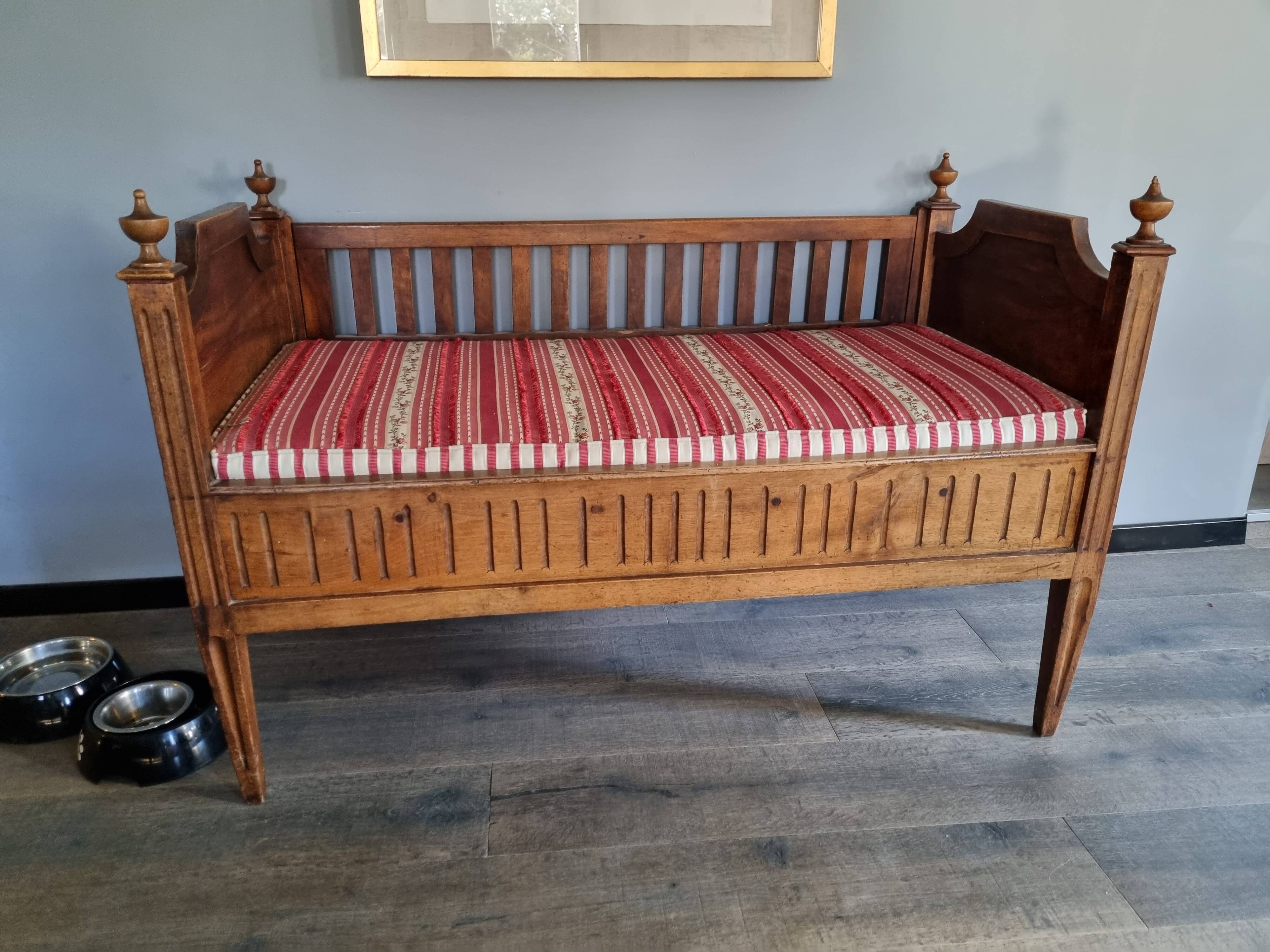 Rare Louis XVI children's bed from the period.