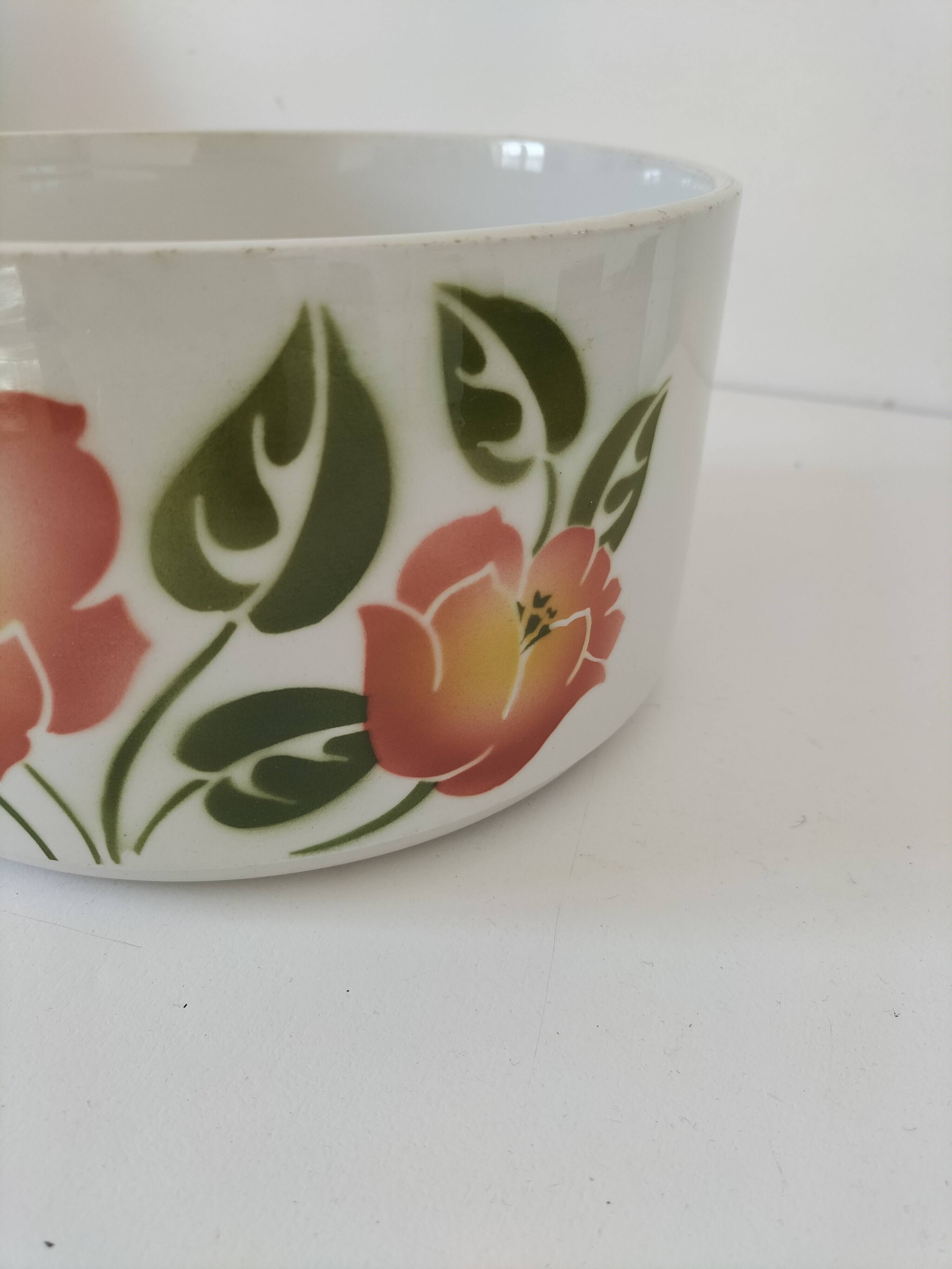 Vintage Moulin des Loups Ontario model dish