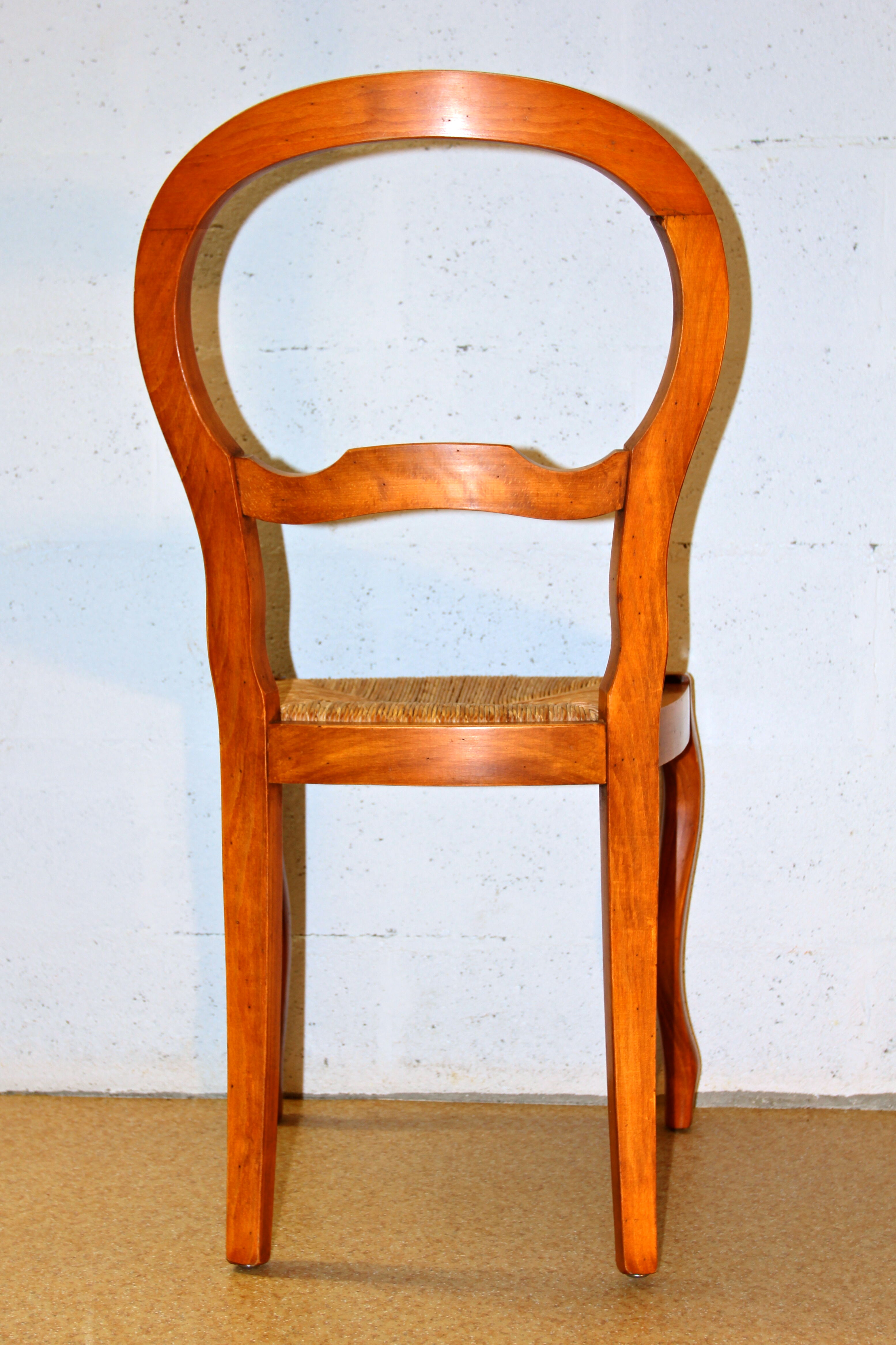 Lot of 6 chairs and table in cherry wood