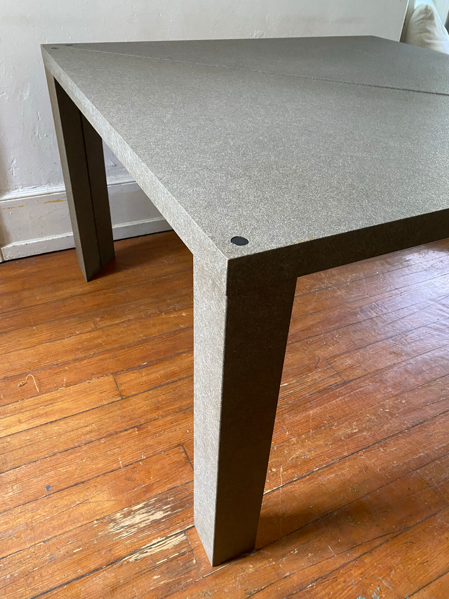 Deux tables Cassina Tangram par Massimo Morozzi vintage design Italie