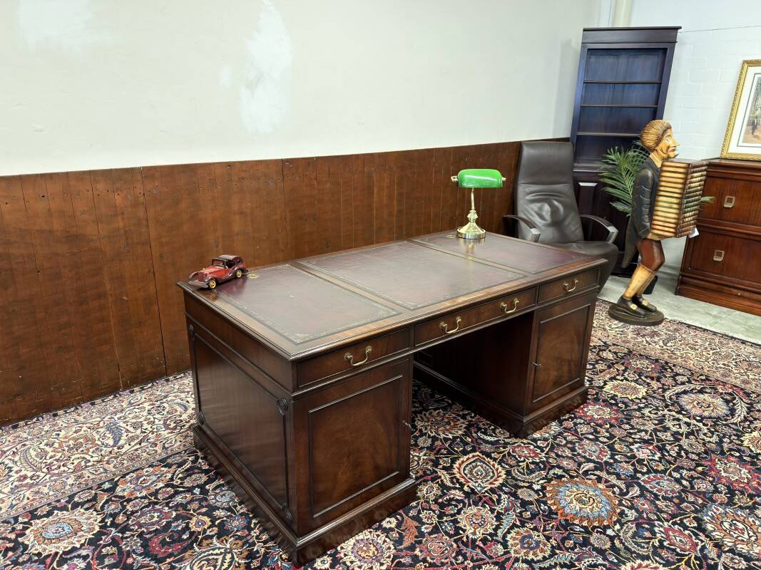 Classic English Chesterfield Desk
