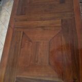 Marquetry wooden dining table with its 6 chairs.