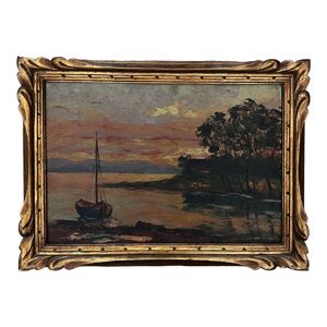 Soleil couchant sur le rivage par