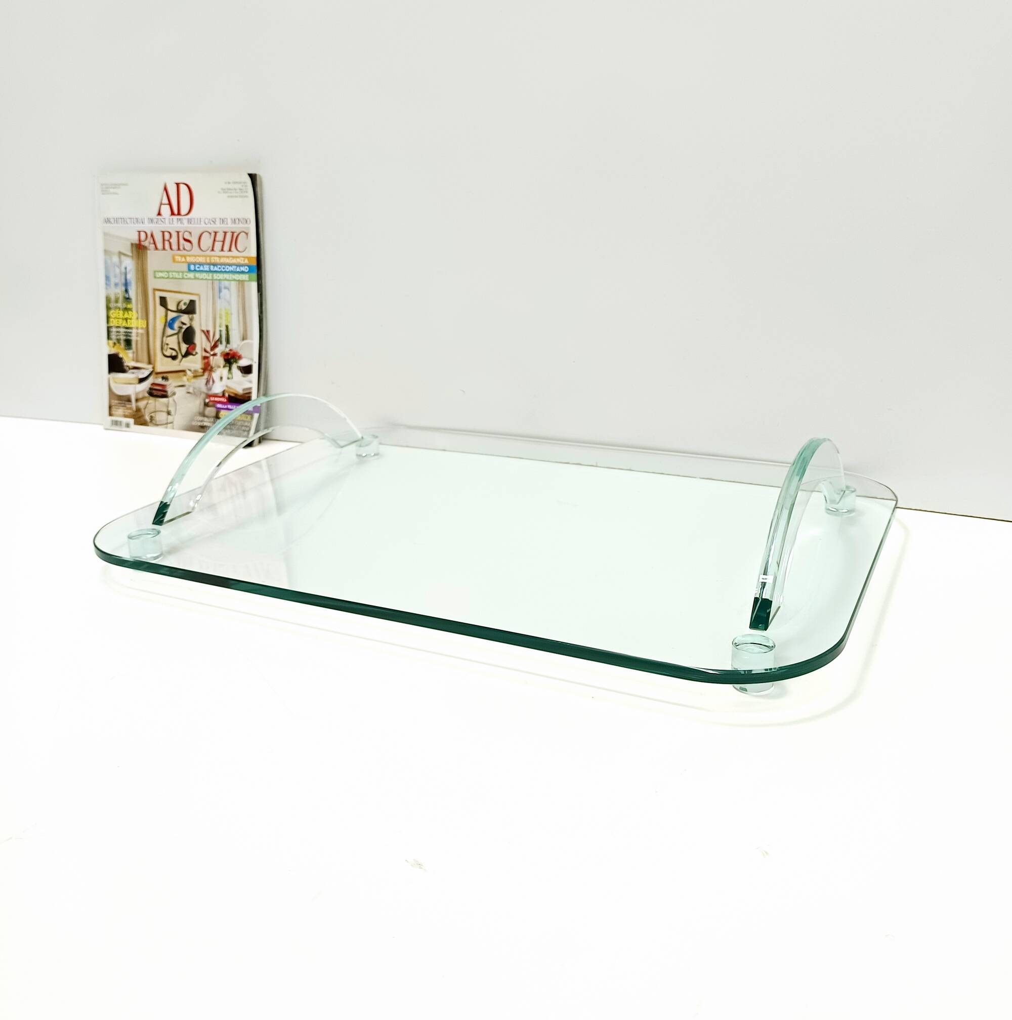 Plateau en verre transparent dans le style de Fontana Arte, Italie, années 1980.