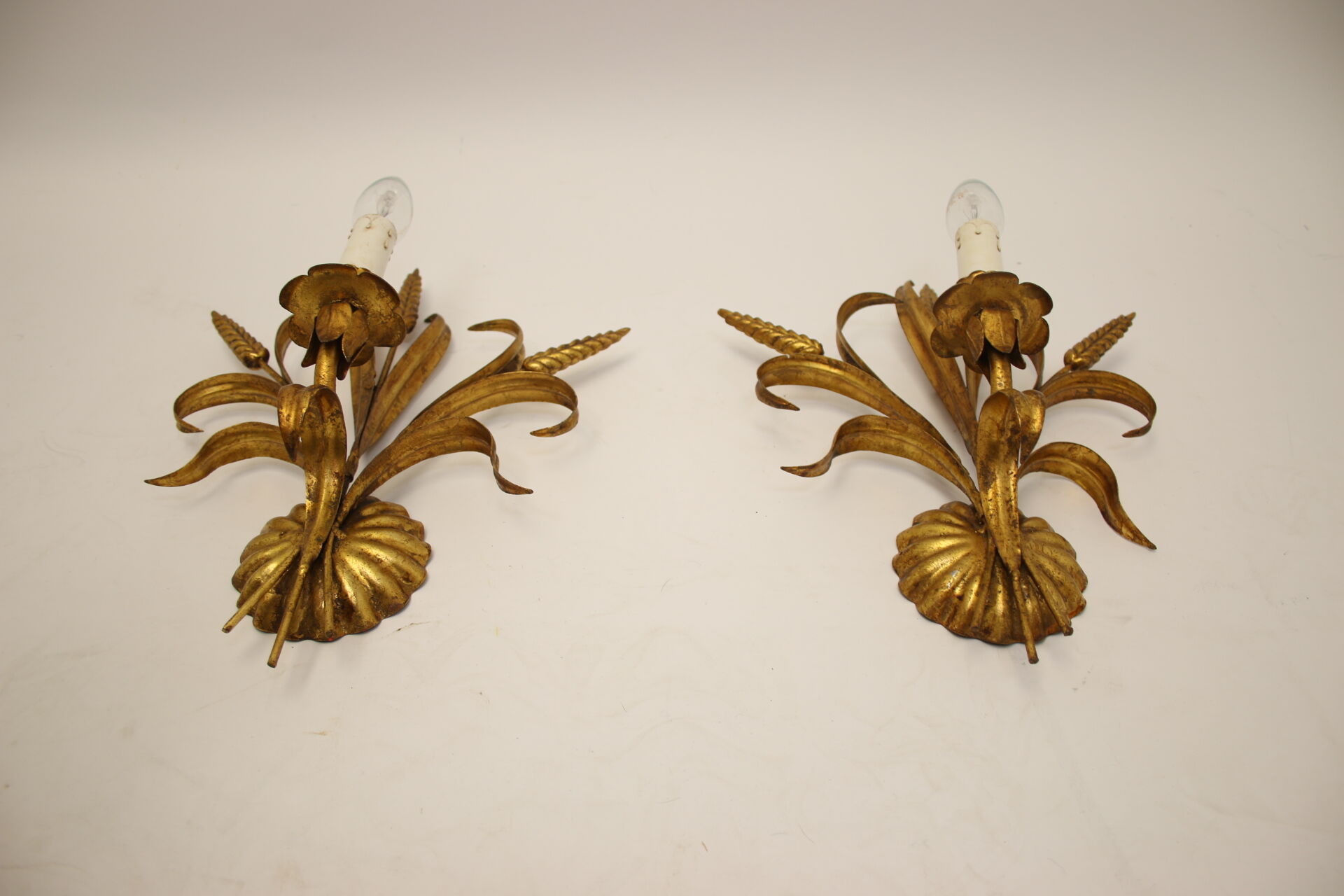 Hollywood Regency Gilt Metal Wall Lamps by Hans Kögl, 1960s, Set of 2