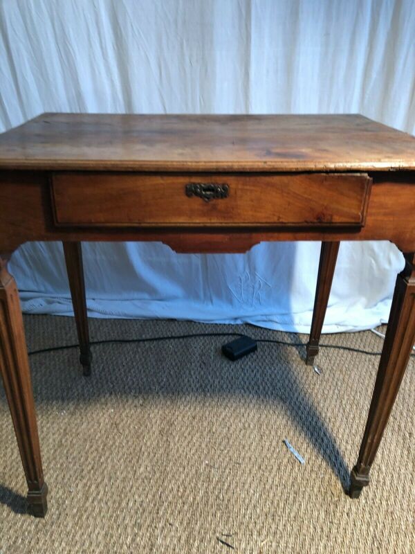 Table à écrire bureau époque Louis 16