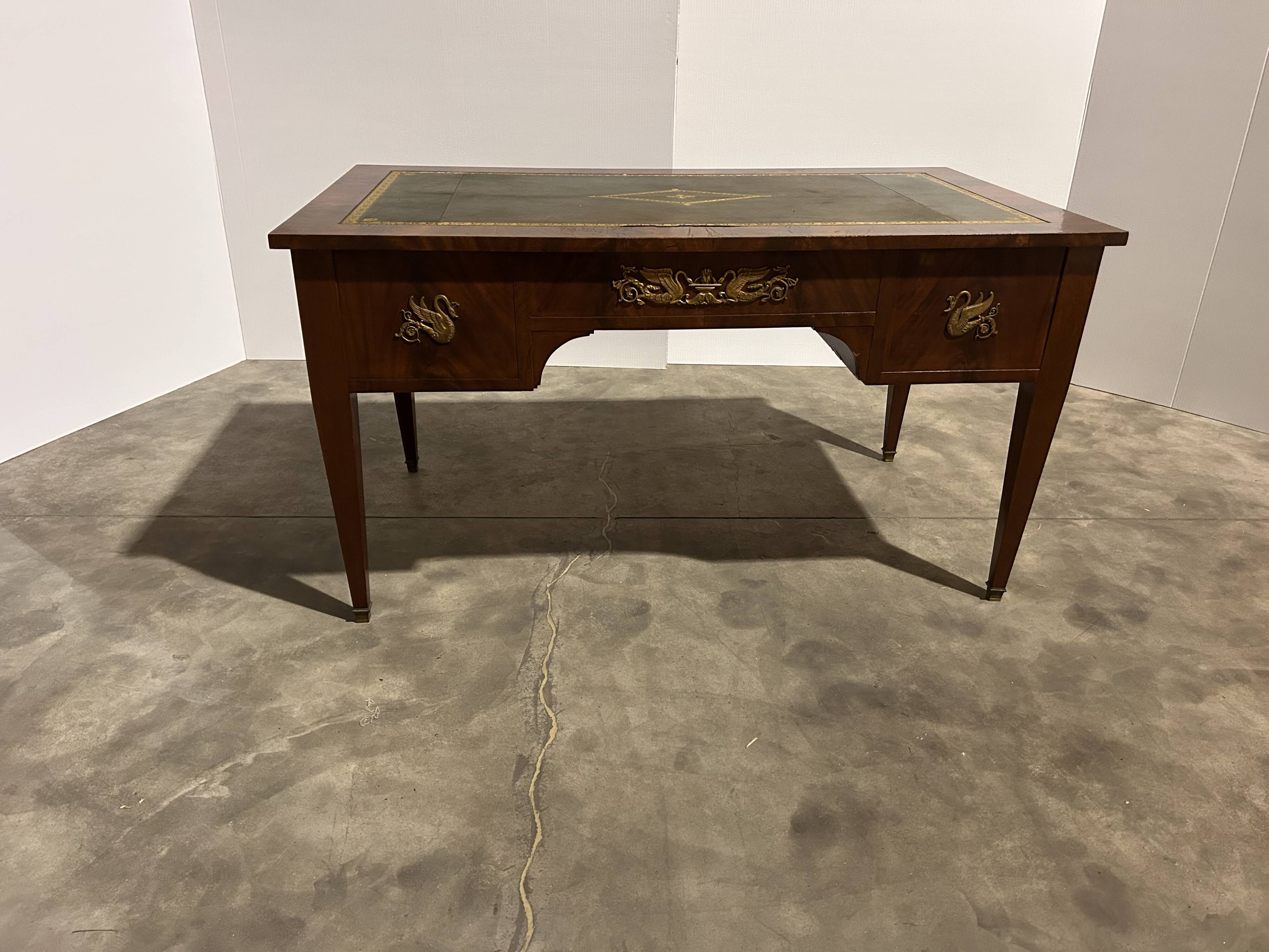 Mahogany flat desk. Louis XVI style, 20th century.