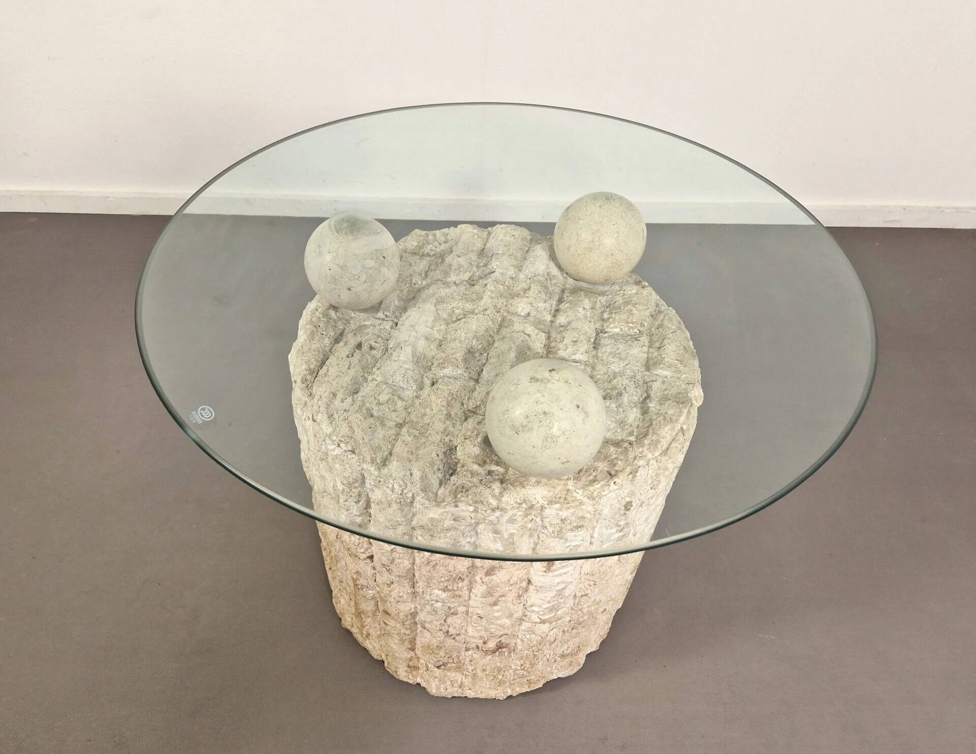 Fossil stone coffee table | Magnussen Ponte | 1980s