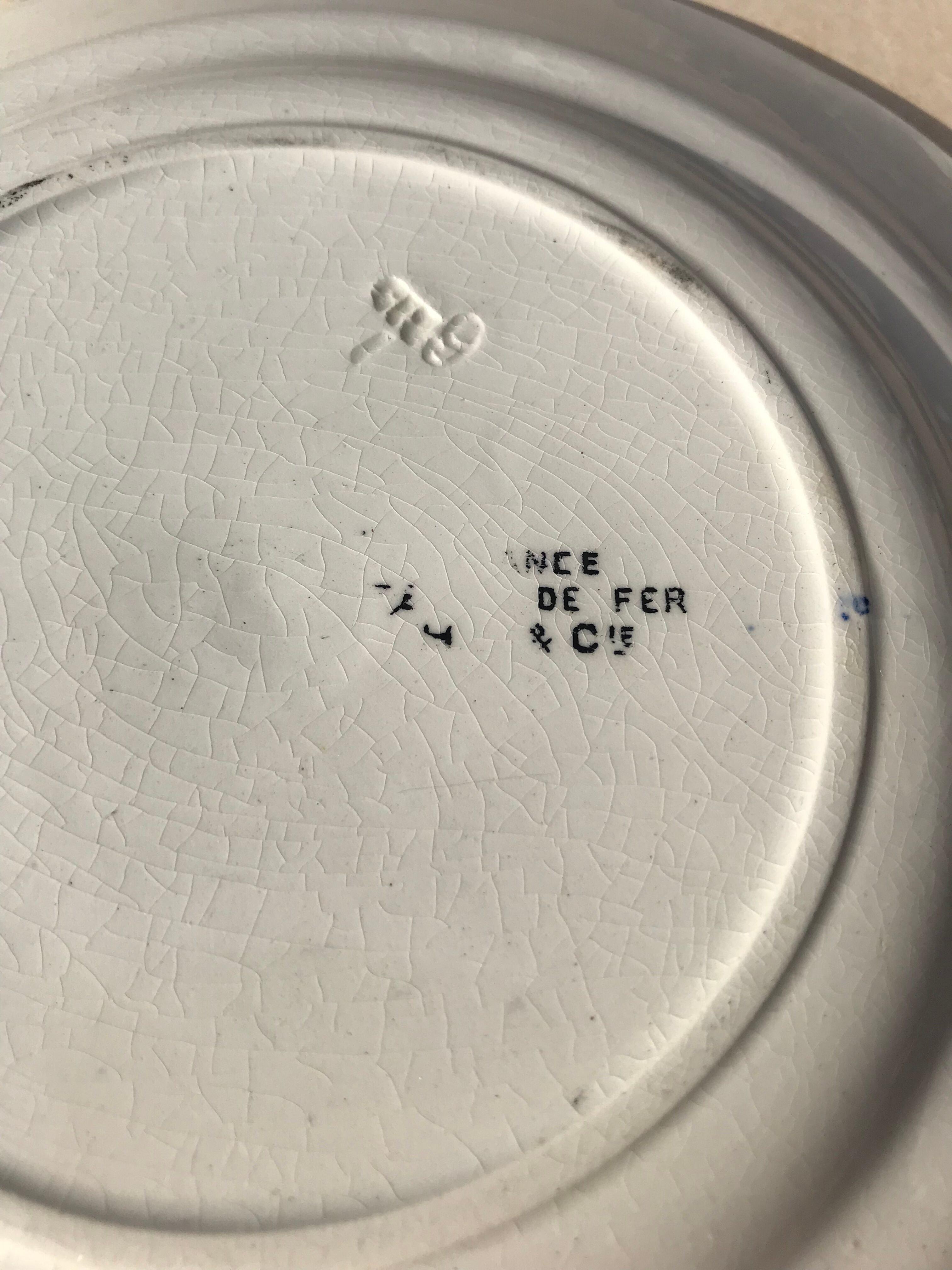 Talking plate "En voyage" n•XII - faience factory Choisy le roi