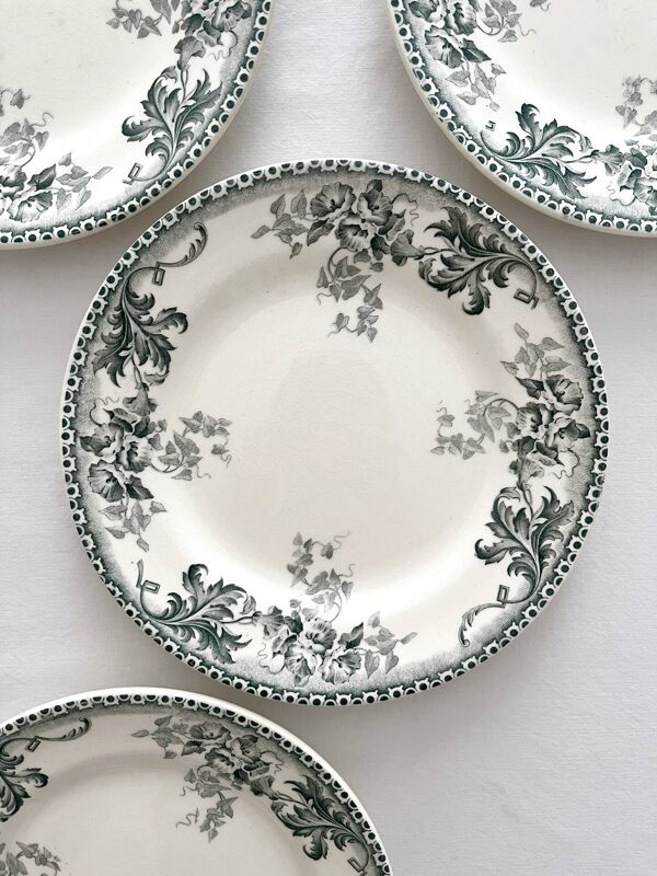 4 assiettes à dessert terre de fer ''Liserons'' Choisy le Roi