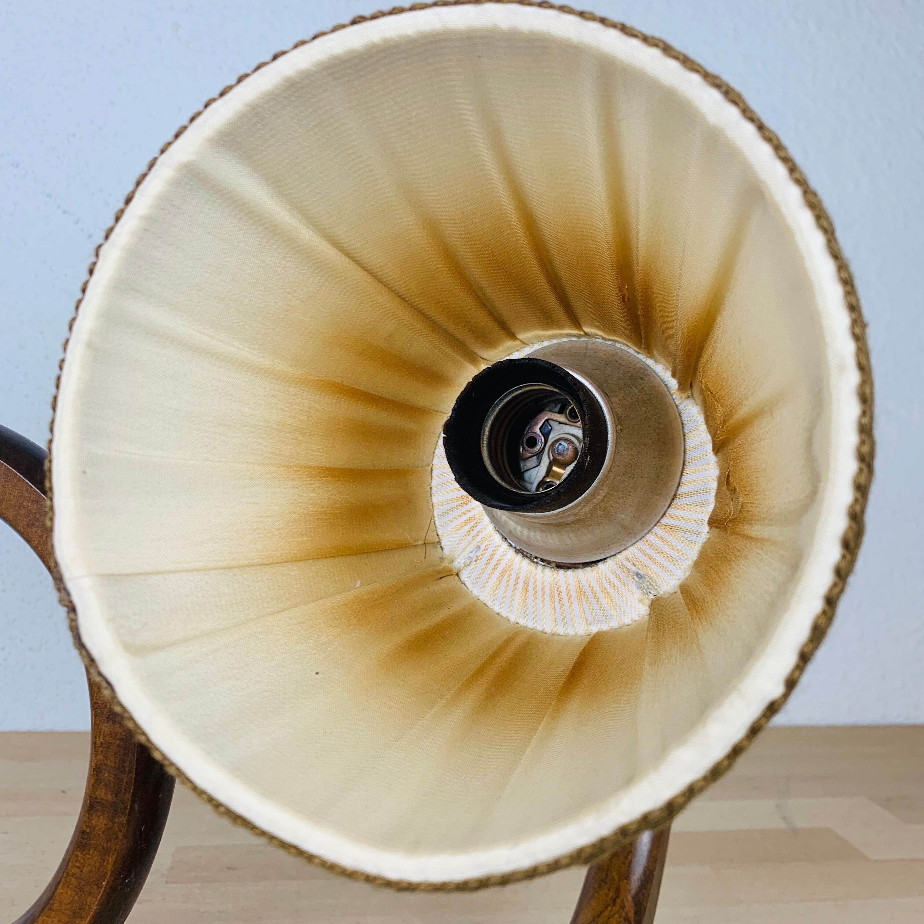 Paire de lampes art déco bois courbé