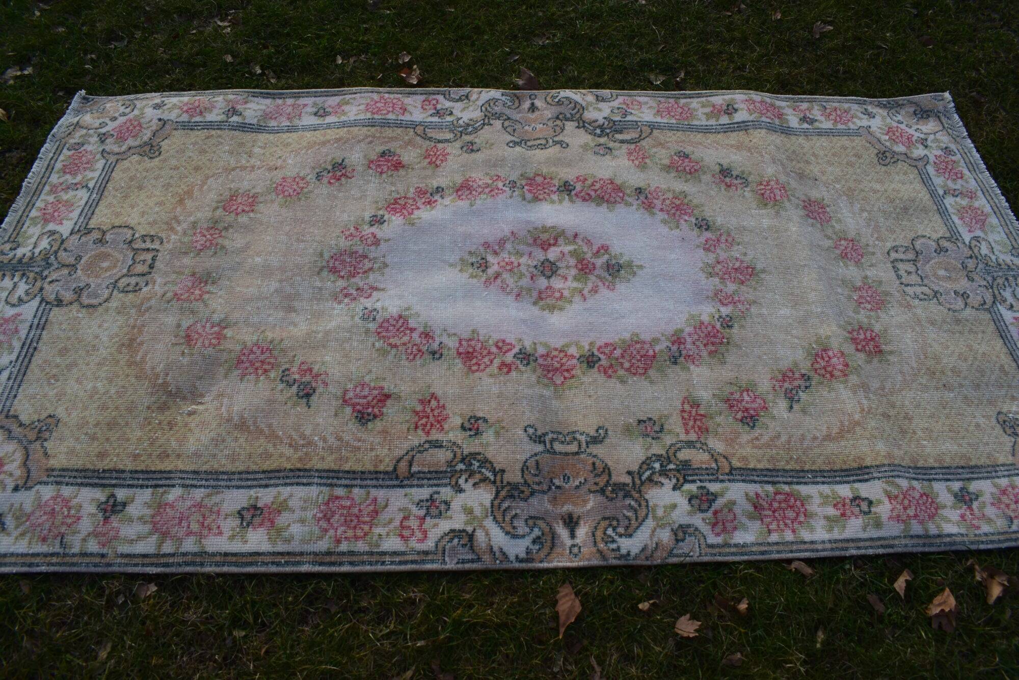 Vintage Turkish handmade rug 114x210 cm