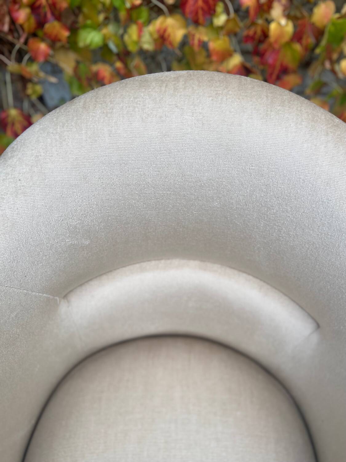 Old toad armchair in beige velvet