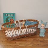 Rattan and wicker bassinet