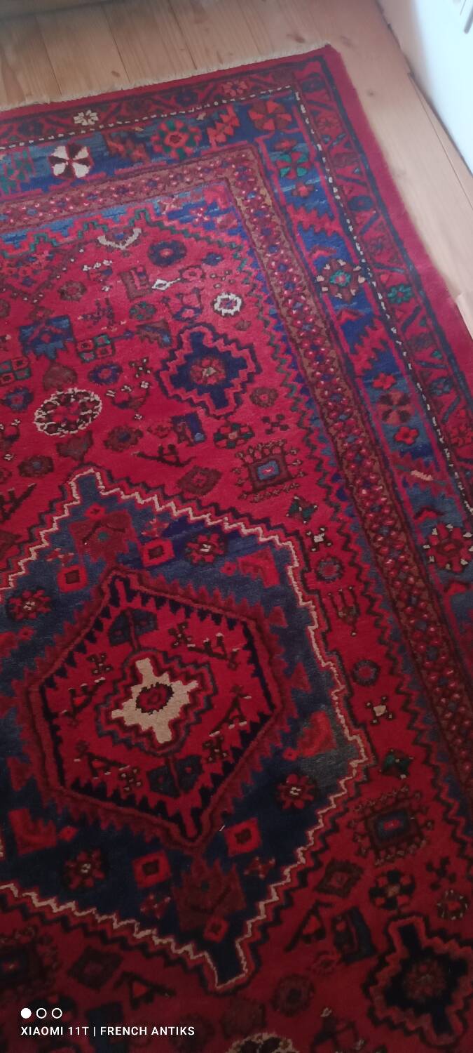 Tapis iranien vintage des années 1950. Travail artisanal, fait main.