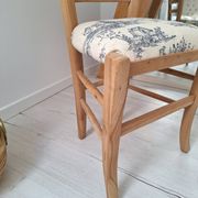 Country chair in blue toile de Jouy