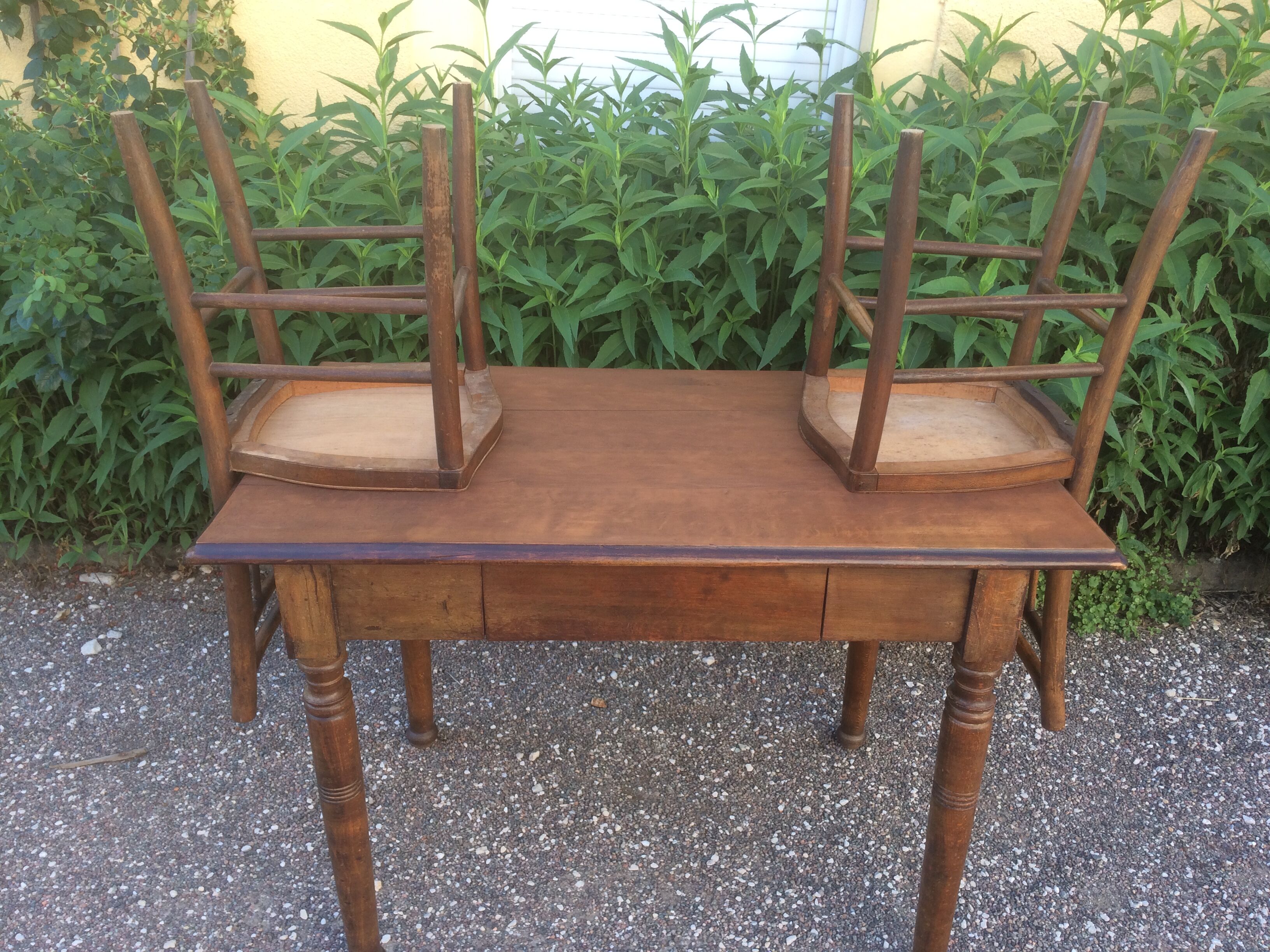 Wooden bistro table, two chairs