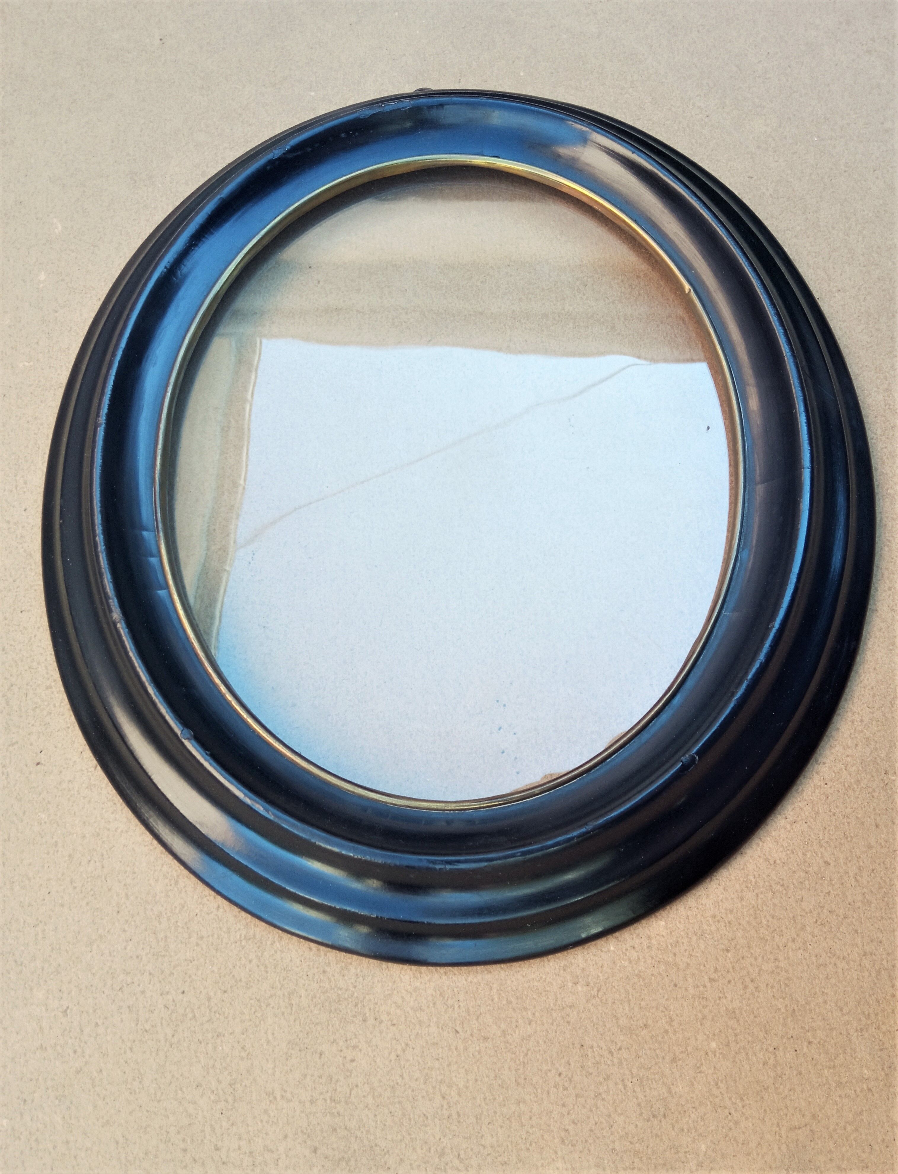 Black lacquered oval frame with its blown glass - Napoleon III - view 25.4 x 20.4