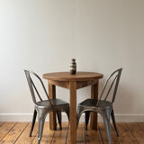 Tripod round table in solid oak