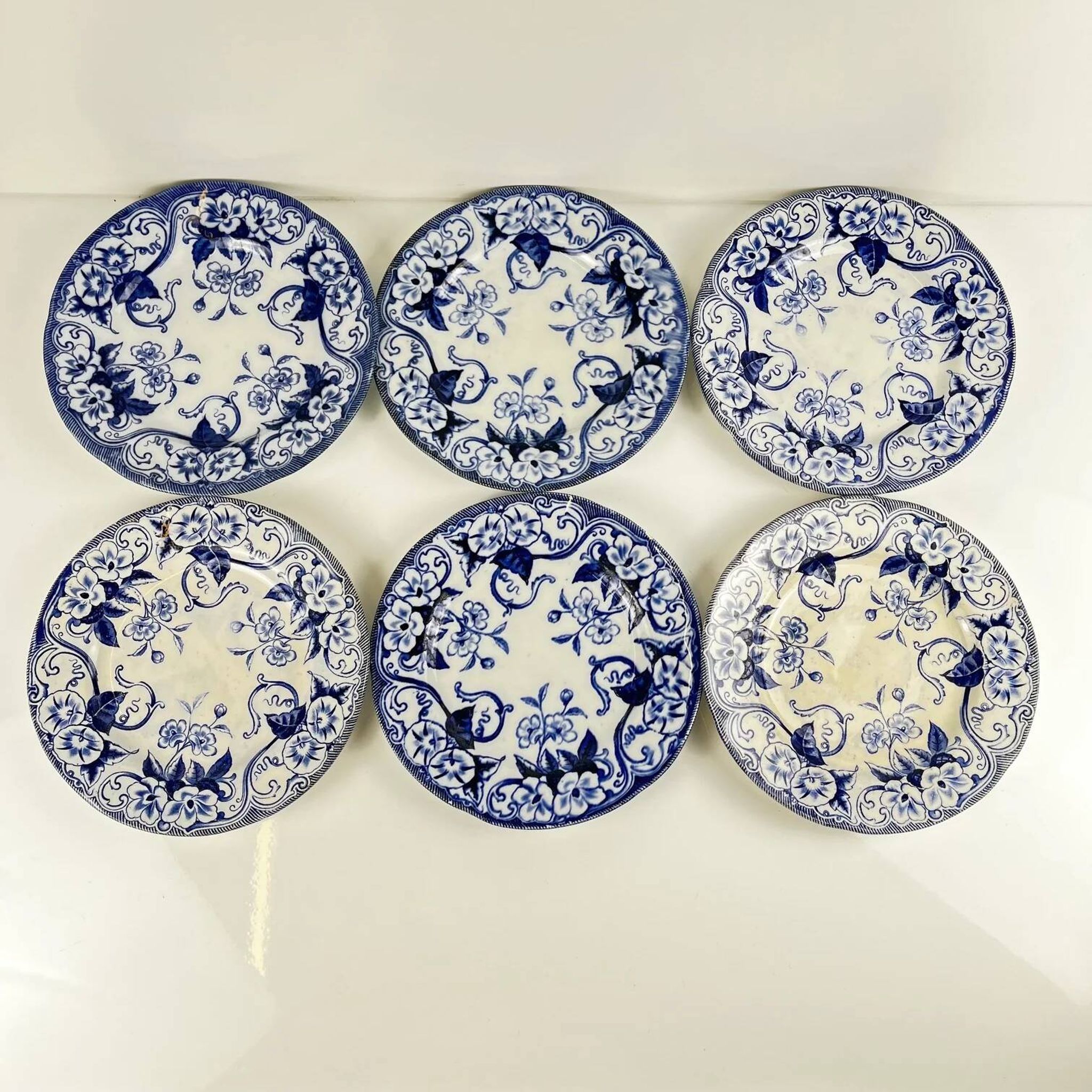 Set of 6 dessert plates in ironstone "Flora" – Creil et Montereau, 19th century, blue
