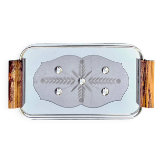 Vintage service tray in cut glass and mirror, with wooden handles.