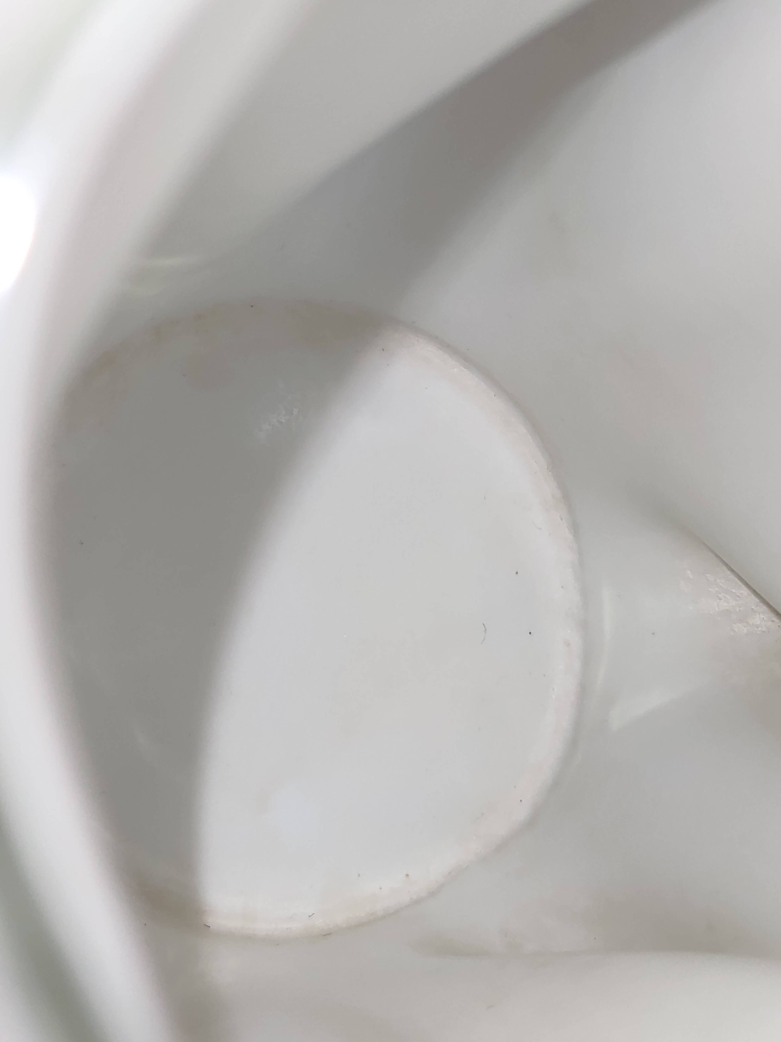 White Glass Vase "Fazzoletto" by Giorgio Berlini, Italy