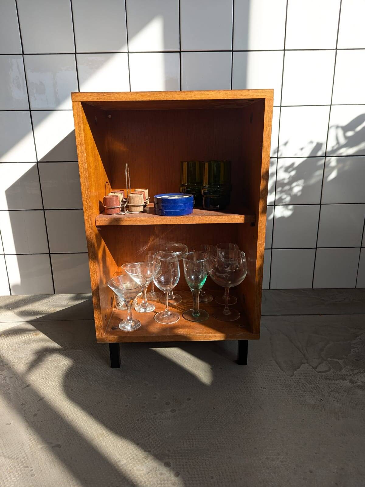 Vintage shelving unit