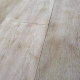 Renovated Louis Philippe round extendable dining table 115cm for 6 people.