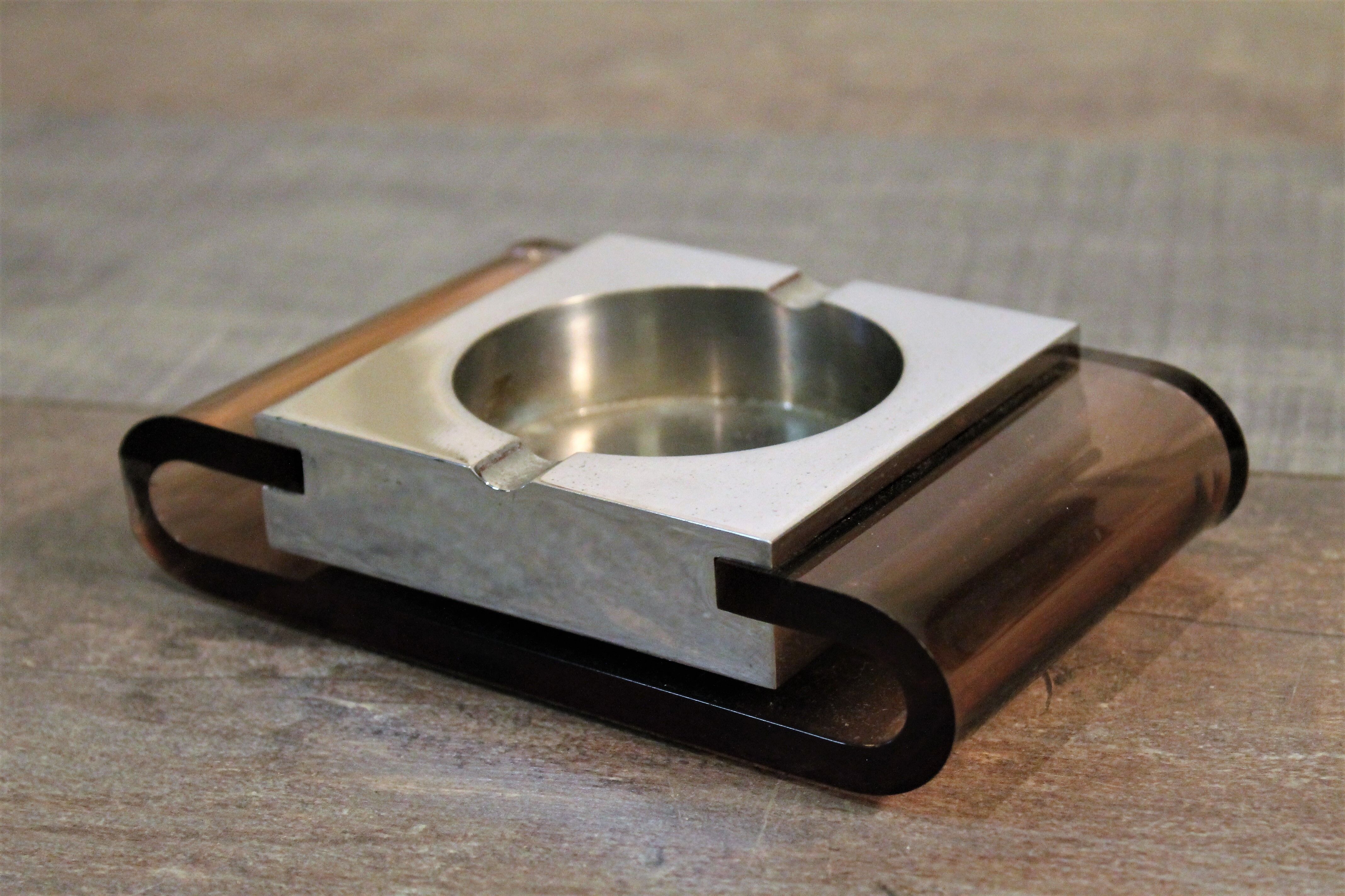 Ashtray plexiglas & steel design 1970