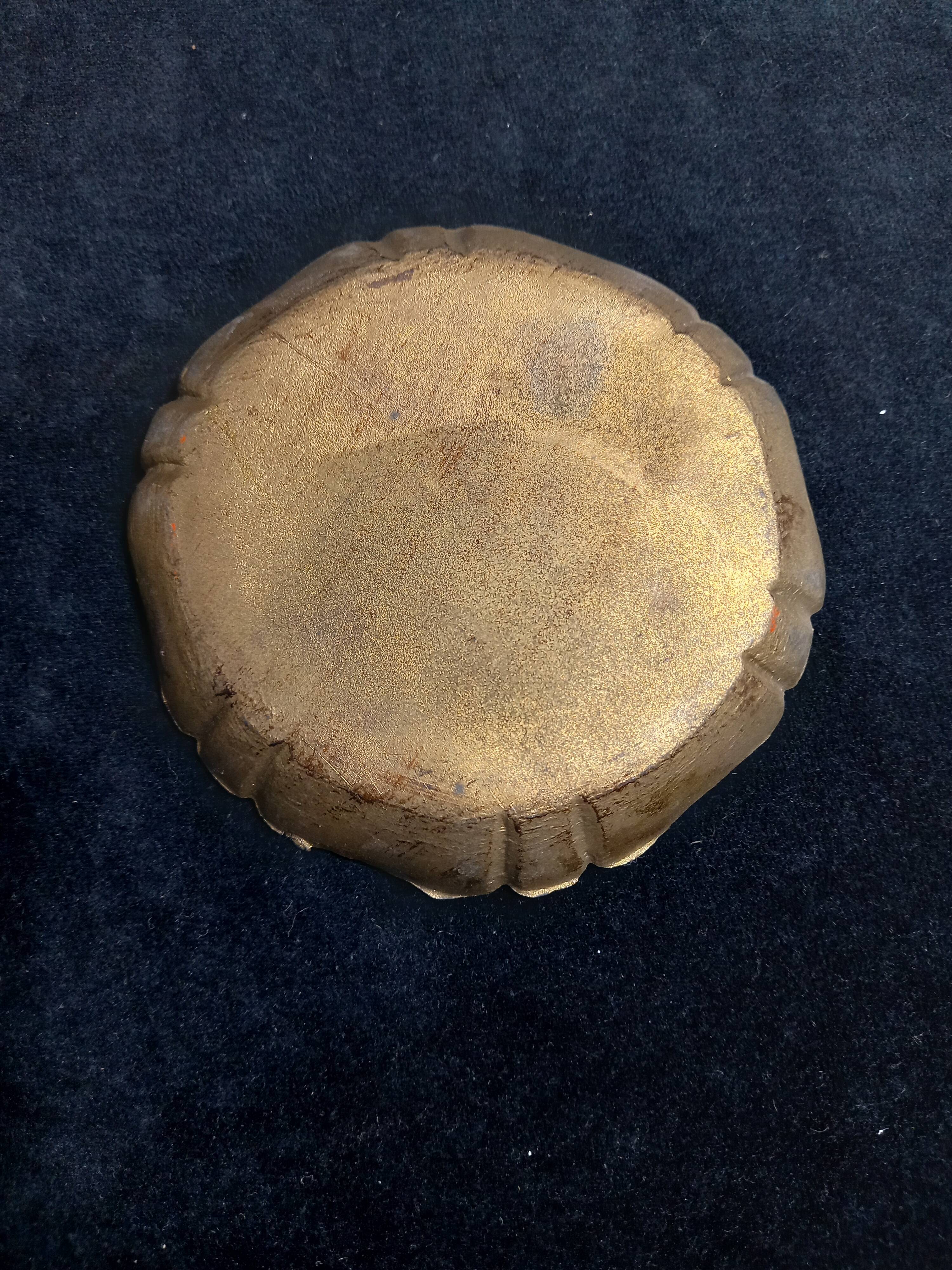 Five florentine gilded wooden coasters