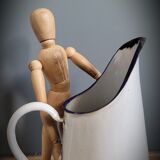 Broc enamelled white