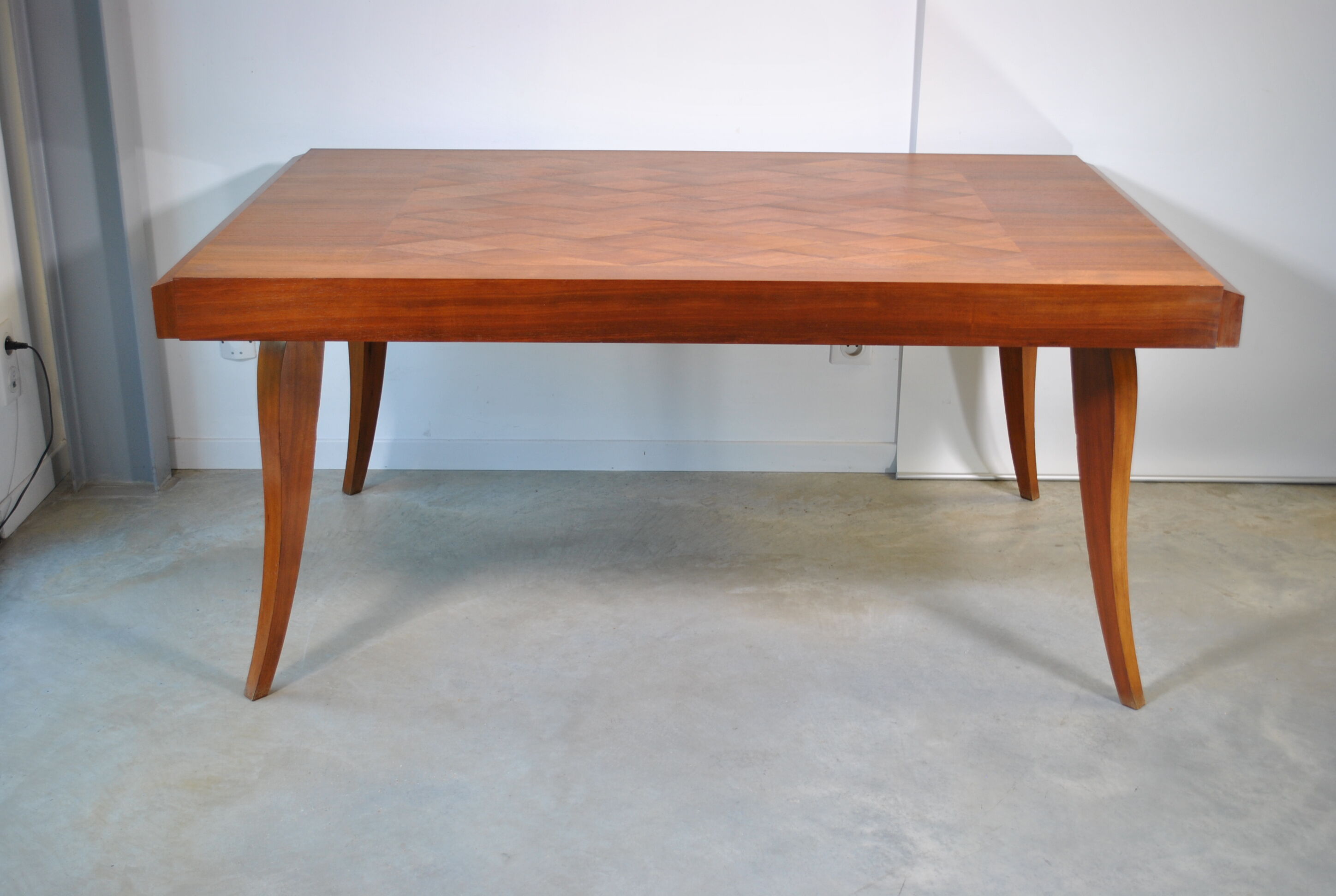 Extendable dining table circa 1950