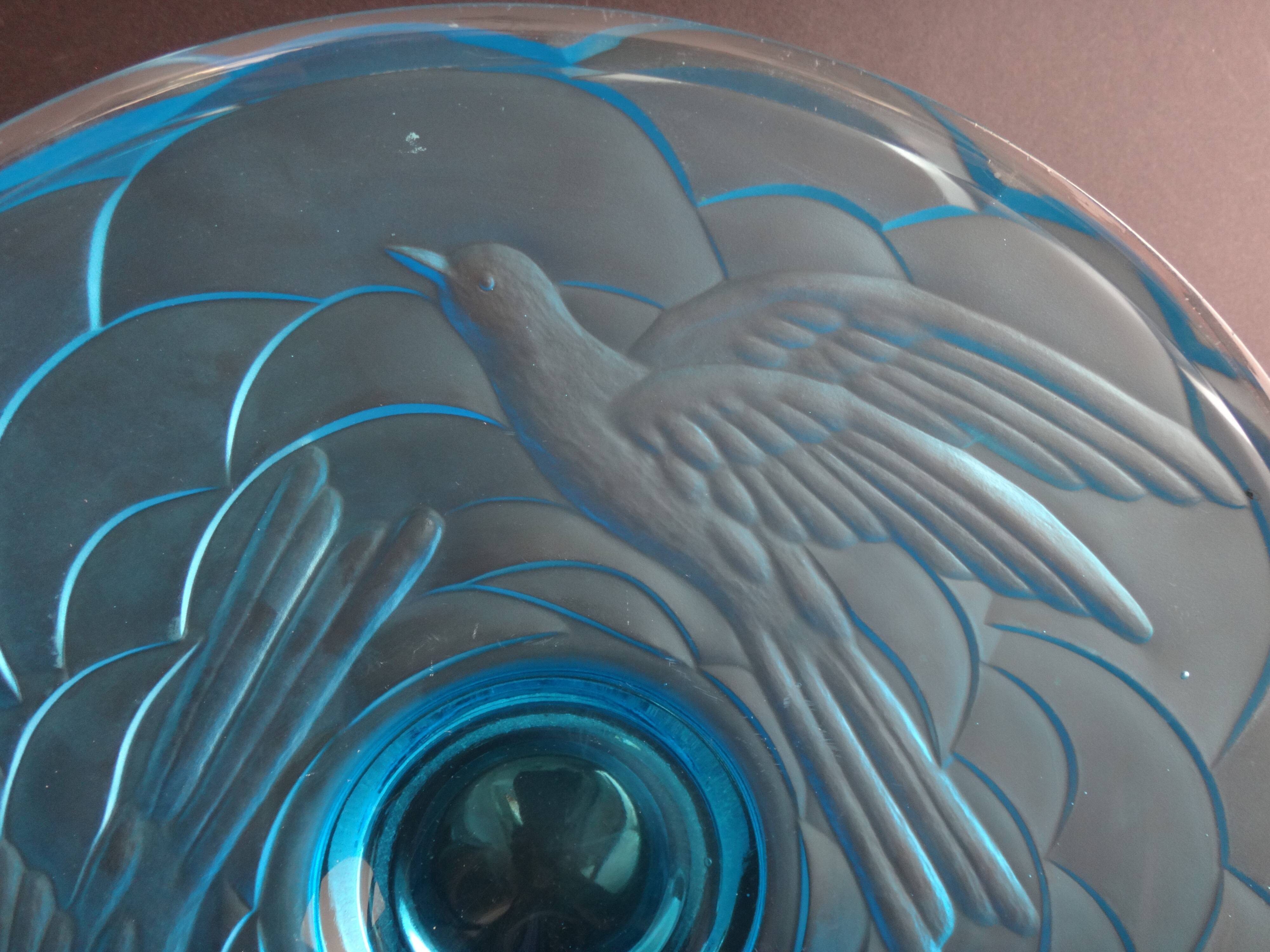 Art déco glass cup molded birds 1925