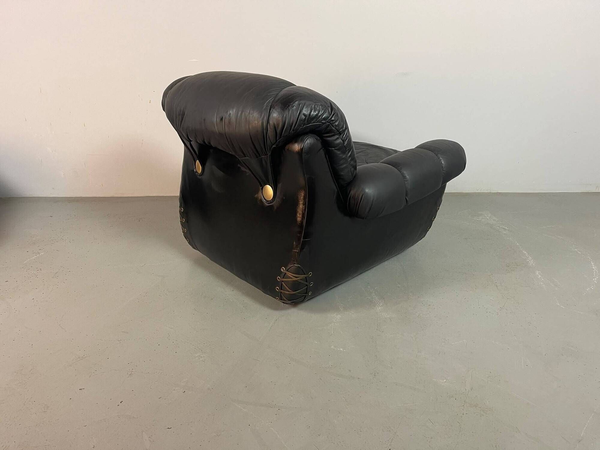 Large Set of Italian Space Age Black Leather Lounge Chairs with Brass