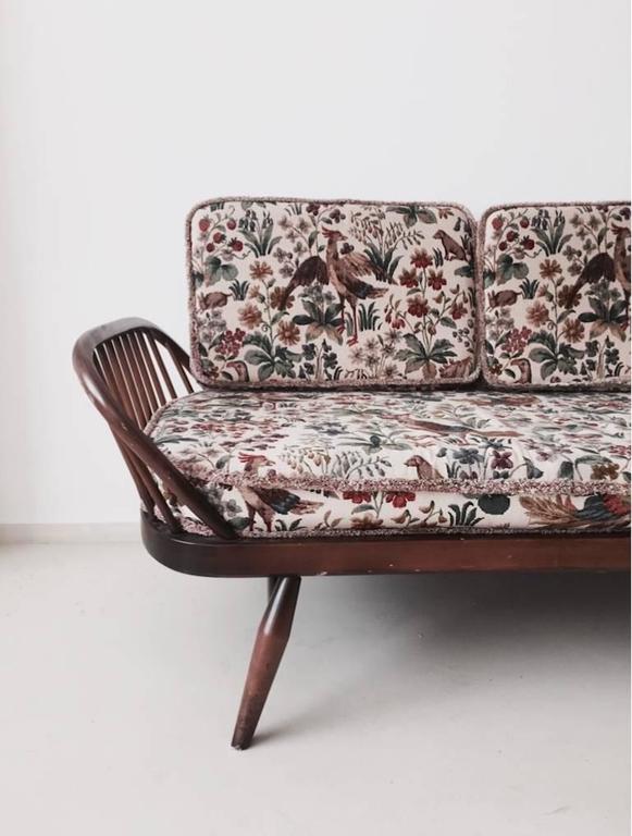 Studio Meridian model 355 sofa designed by Lucian Ercolani 1950s