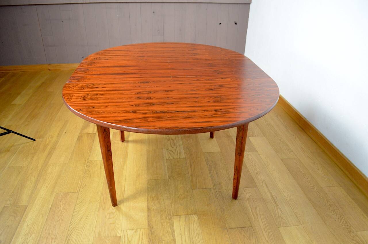 Vintage 1960s Rio Rosewood Scandinavian Design Dining Table