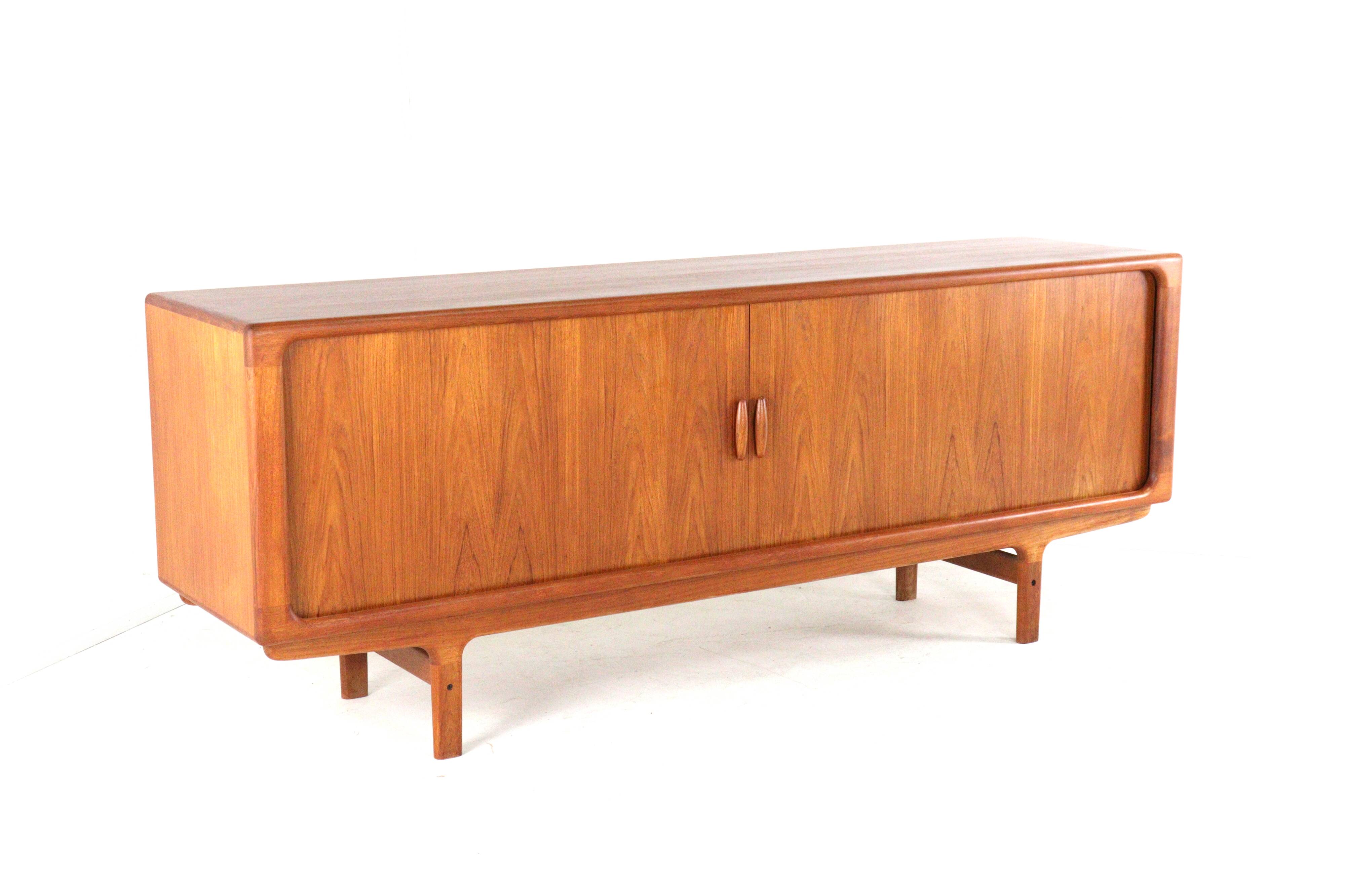 Dyrlund sideboard | 220.5 cm - fully restored danish mid century design