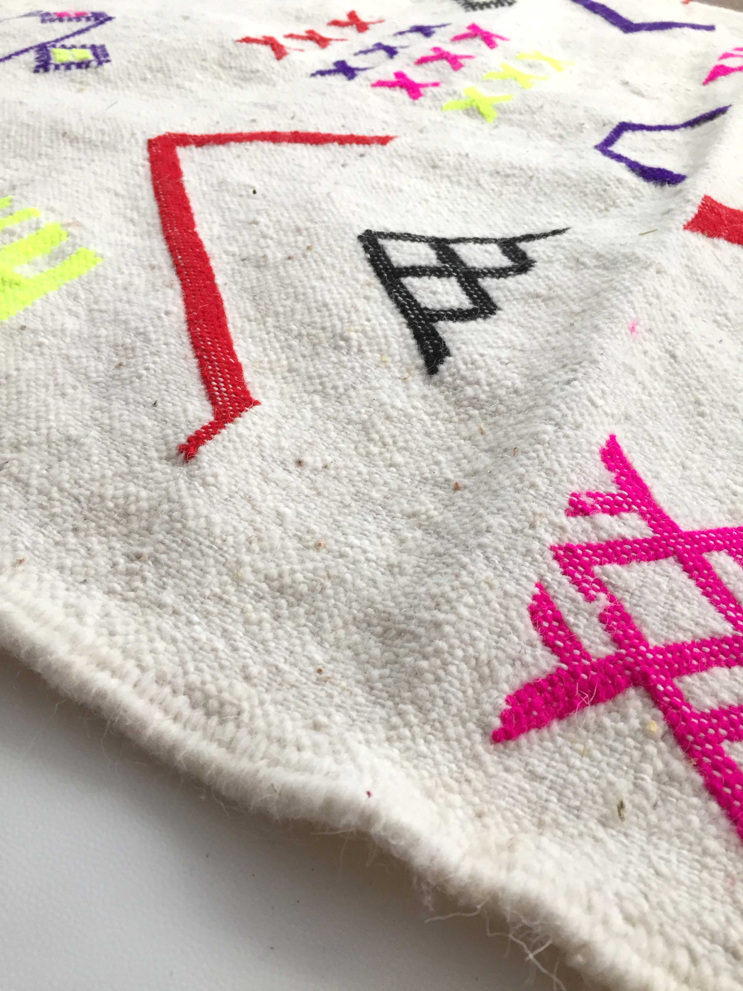 Kilim ecru carpet with colorful and fluorescent patterns 234x144cm