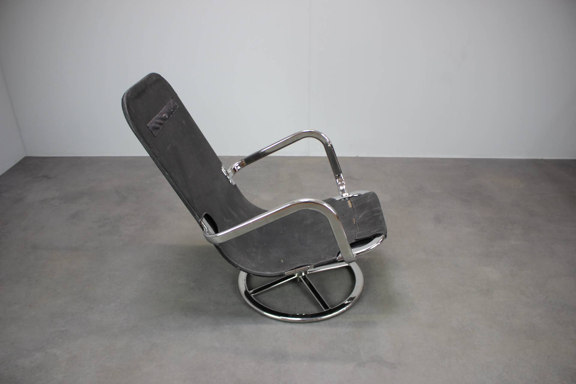 Fauteuil pivotant IKEA Smedsta par Ulf Quensel, années 1970