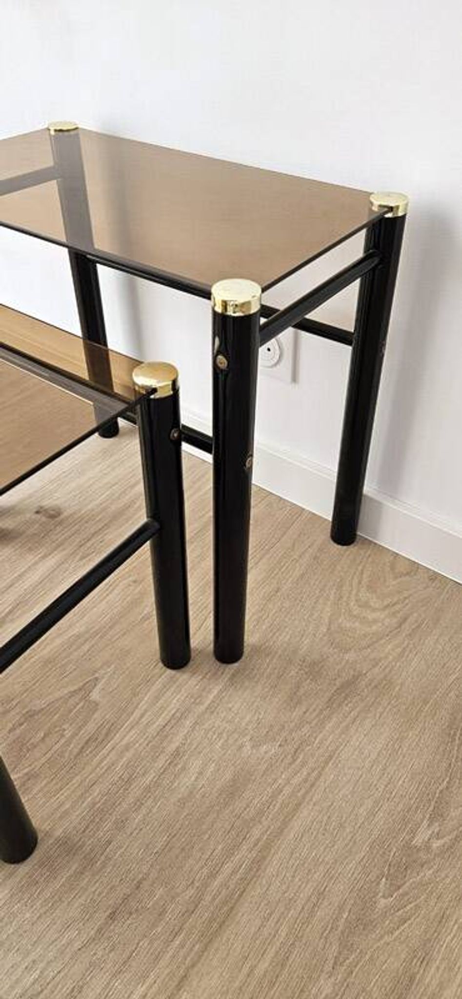 Set of 3 vintage nesting tables in smoked glass and black metal – 1970s