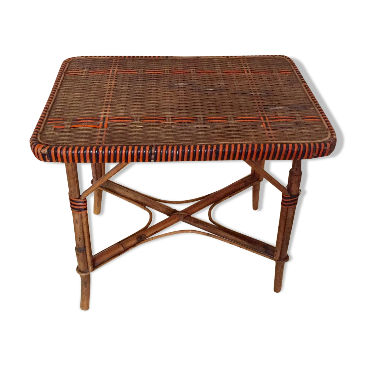 Rattan table