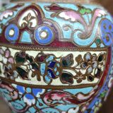 Vase mounted in lamp