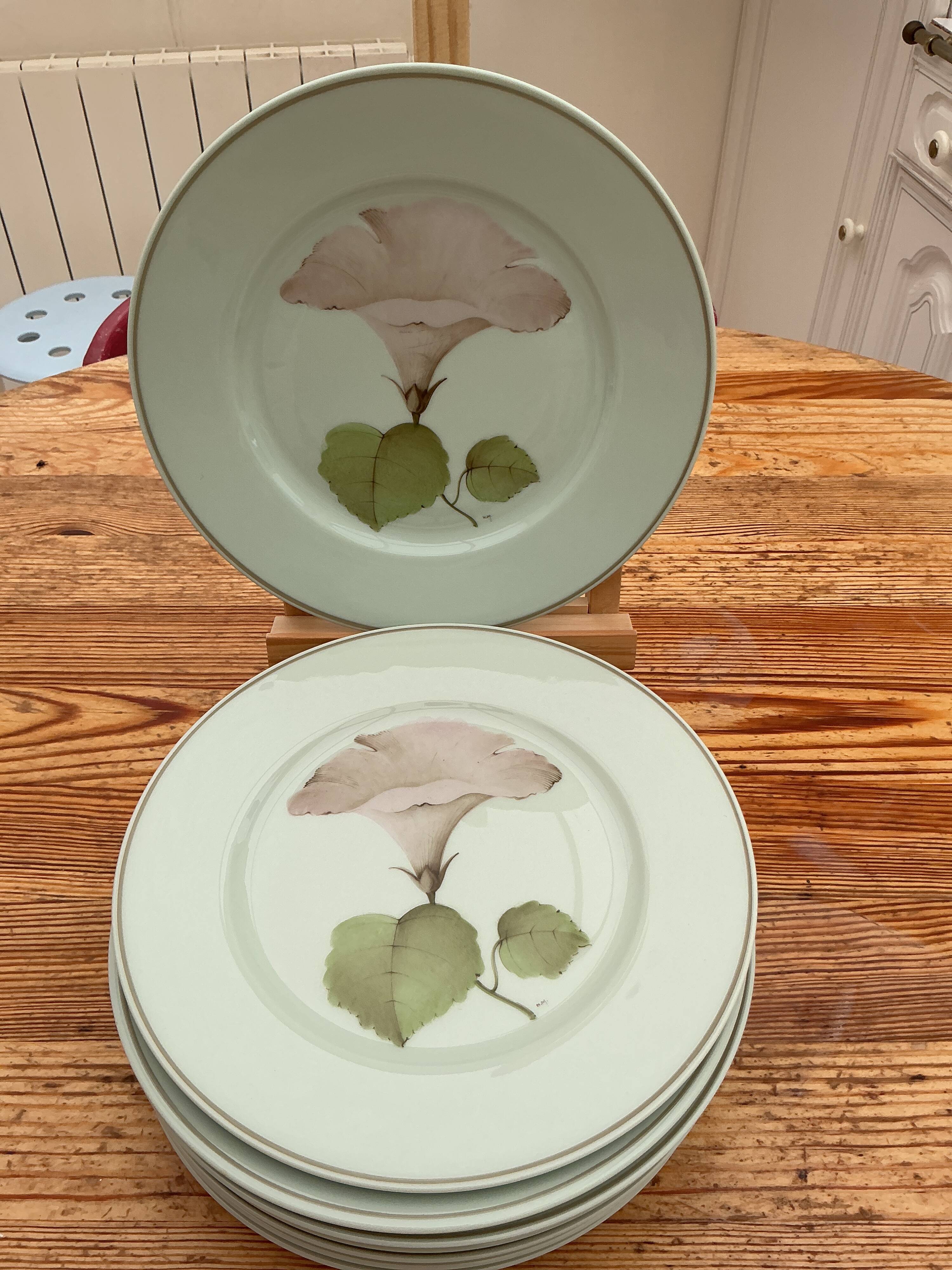 Chambrelain dessert plates