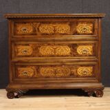 Great 20th century inlaid chest of drawers