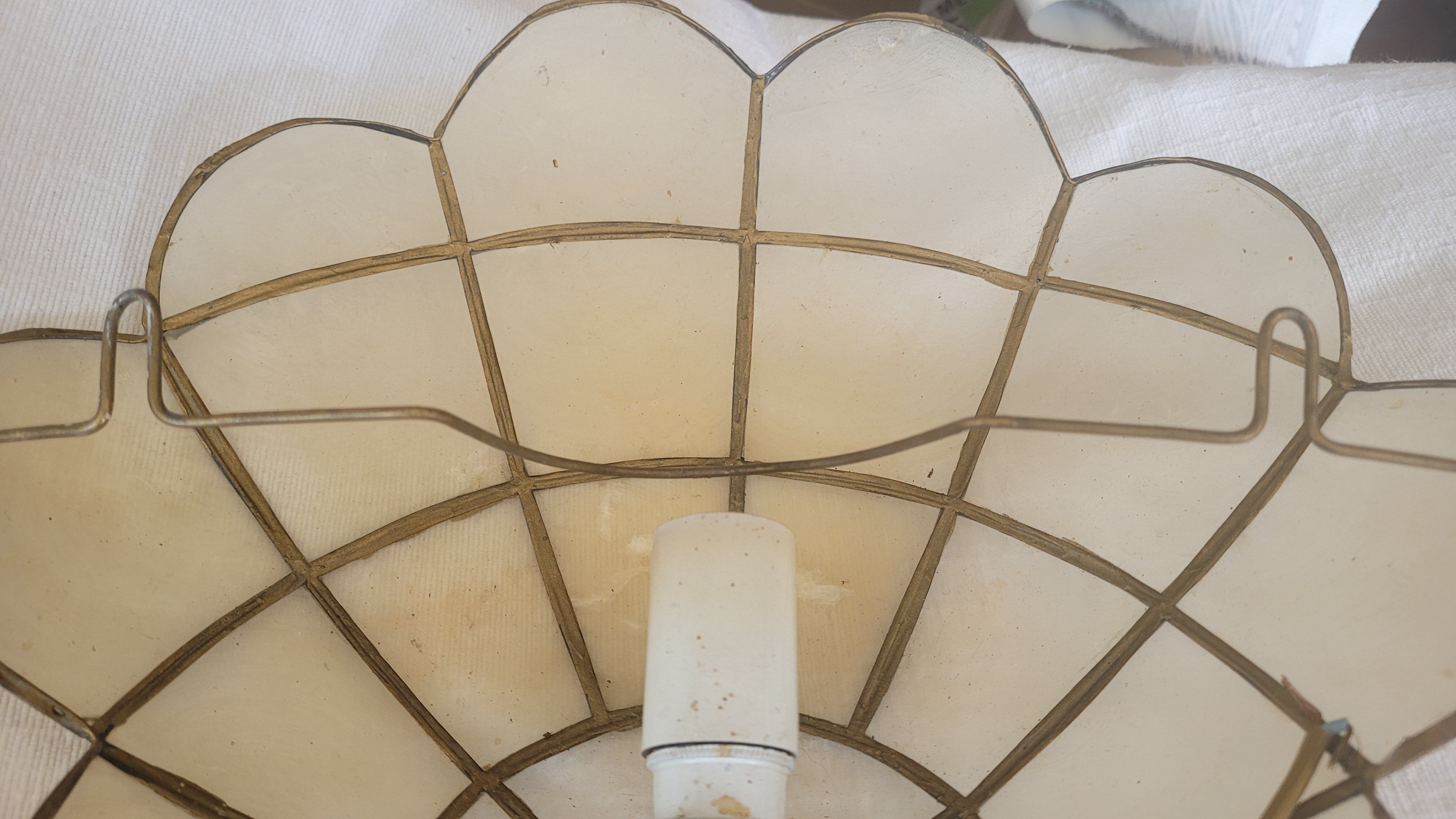 Applique en nacre et laiton