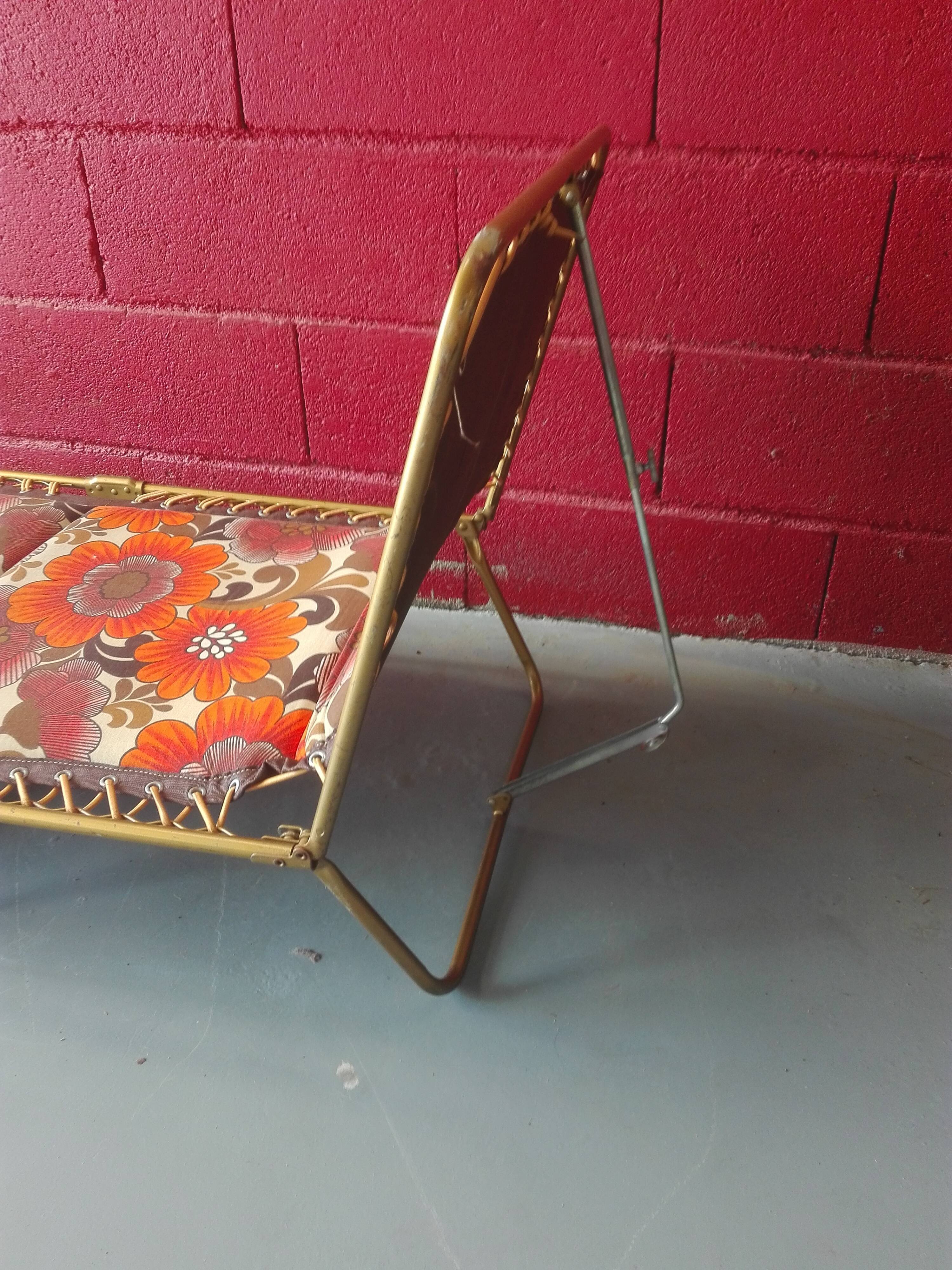Lafuma vintage 70s sunlounged chair