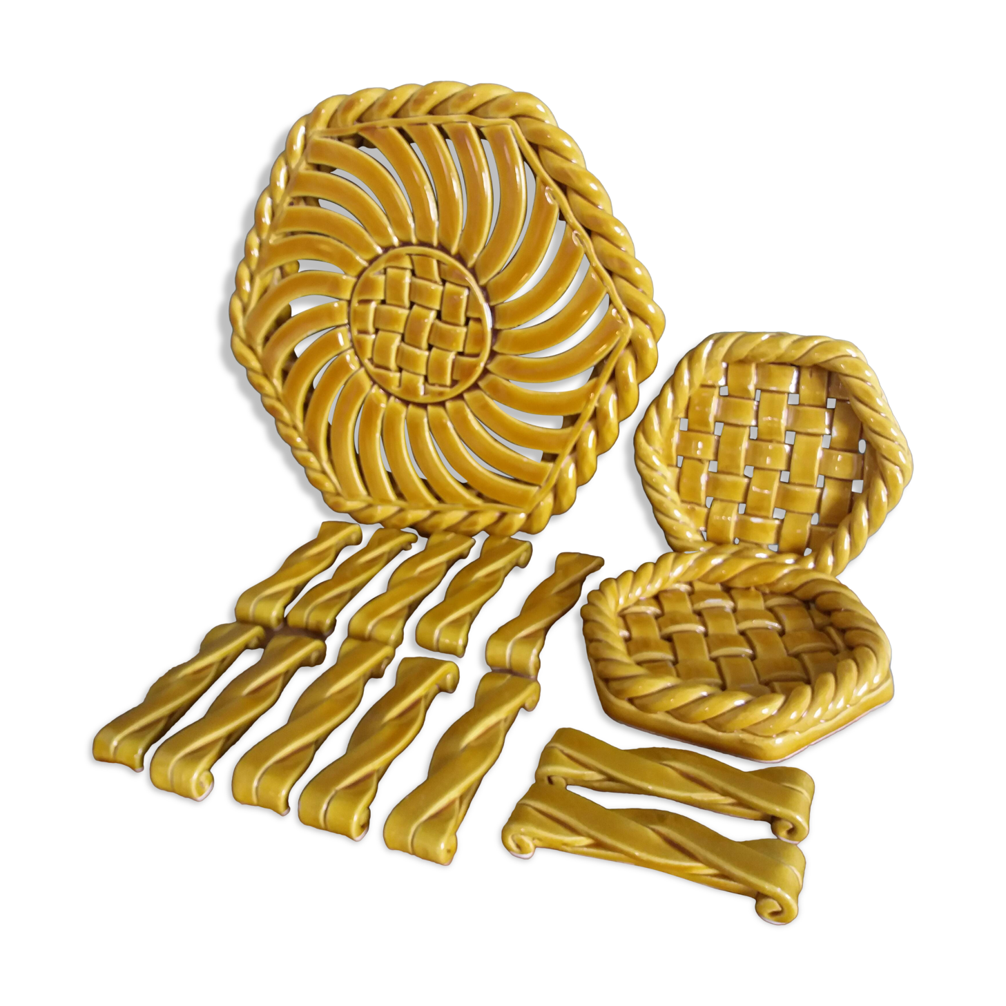 FPP Vallauris barbotine trivets, bottle coasters and knife holders