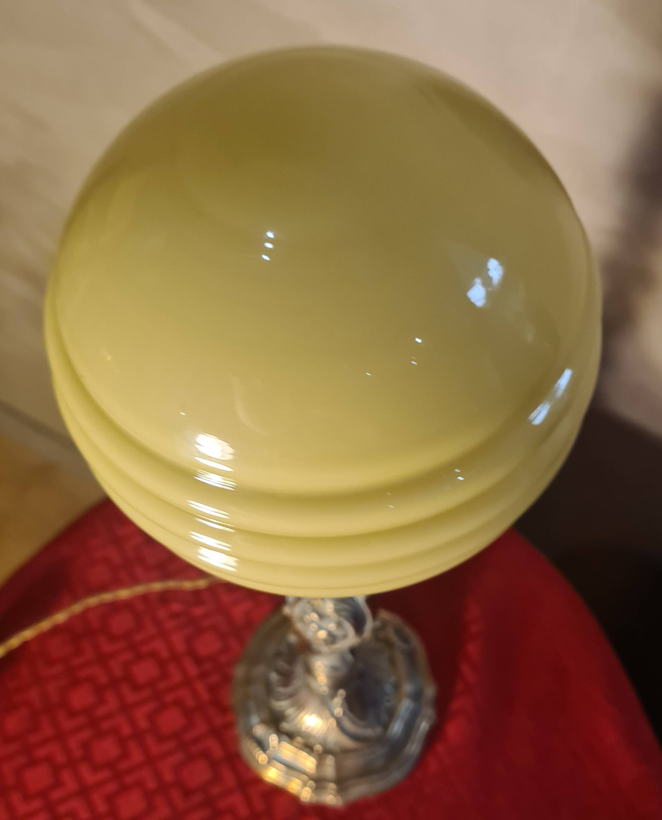 bronze lamp in Rococo style with yellow-green opaline ball, superb, electrical works fine