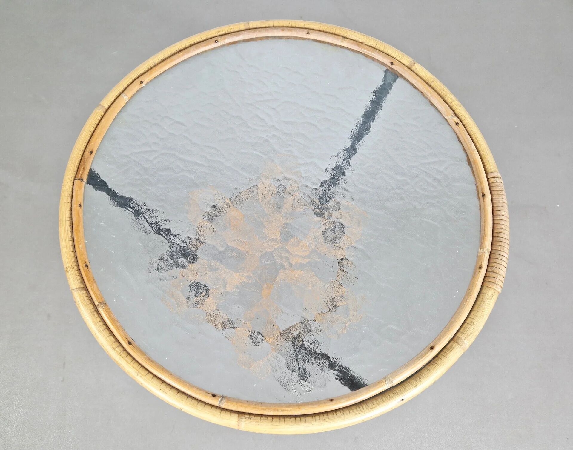 Rohé Noordwolde | Rattan side table