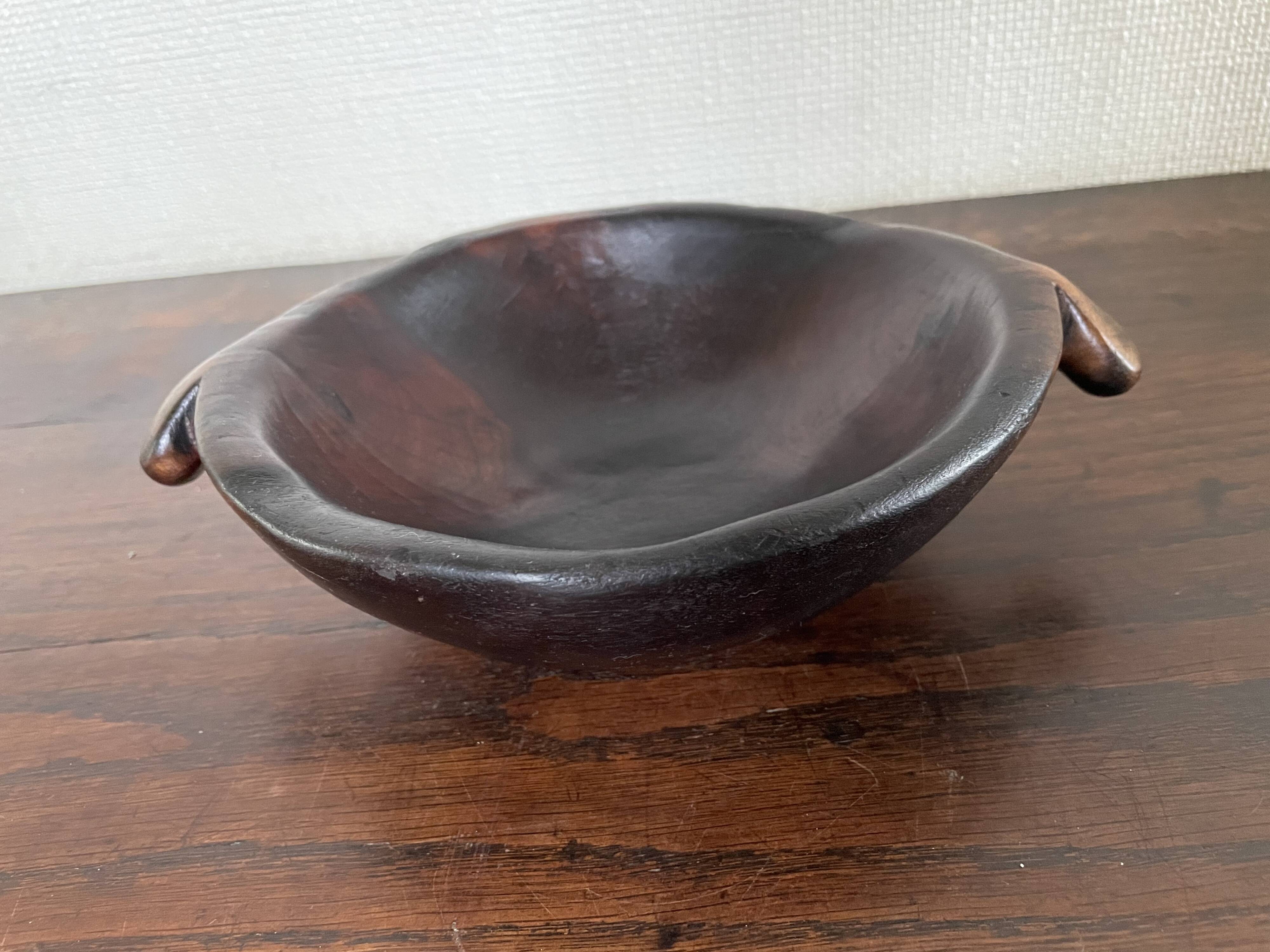 Old Bamoun wooden cup